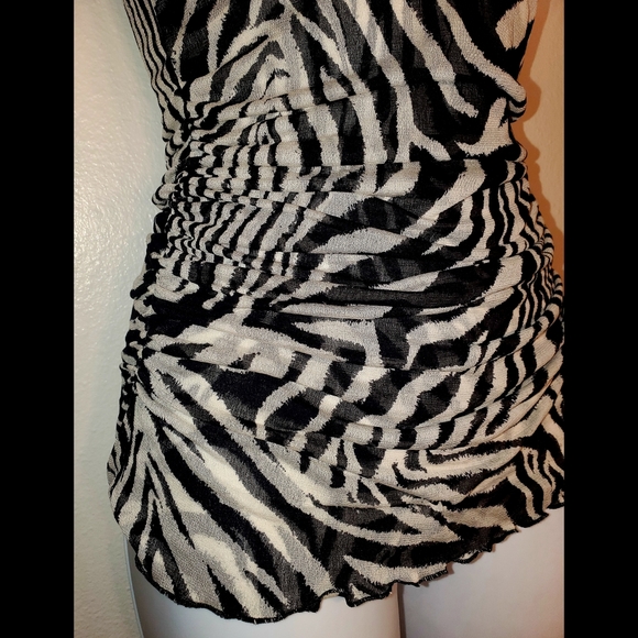 DIANE VON FURSTENBERG Print Blouse/Top - Picture 6 of 6